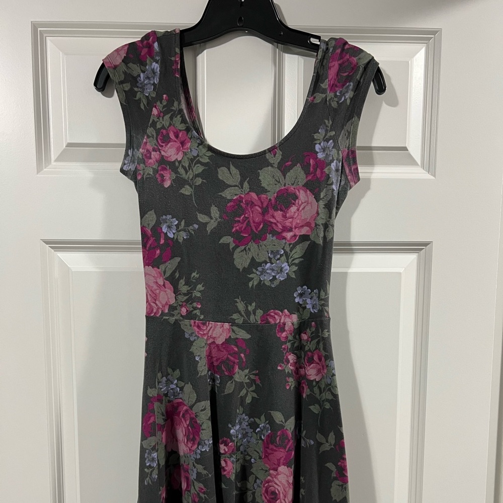 American Eagle Floral Dress
